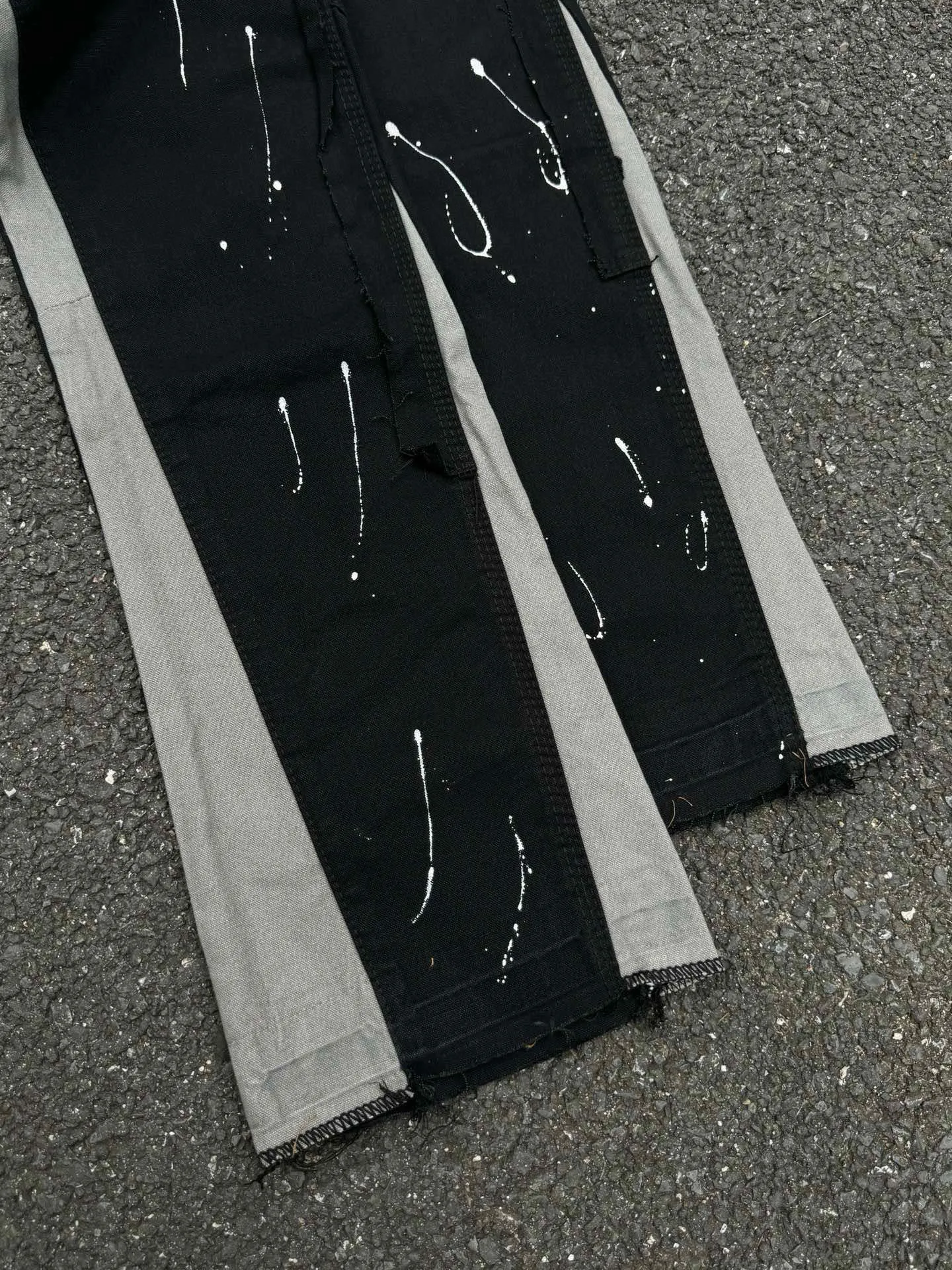 -Size upper body P220#G33 GALLERY DEPT. Spliced ​​washed retro jeans for men and women, high street splash-ink pants, micro-flared casual trousers, trendy couple, same style. Color: black. Size: S-XXL (corresponding to 28-36)